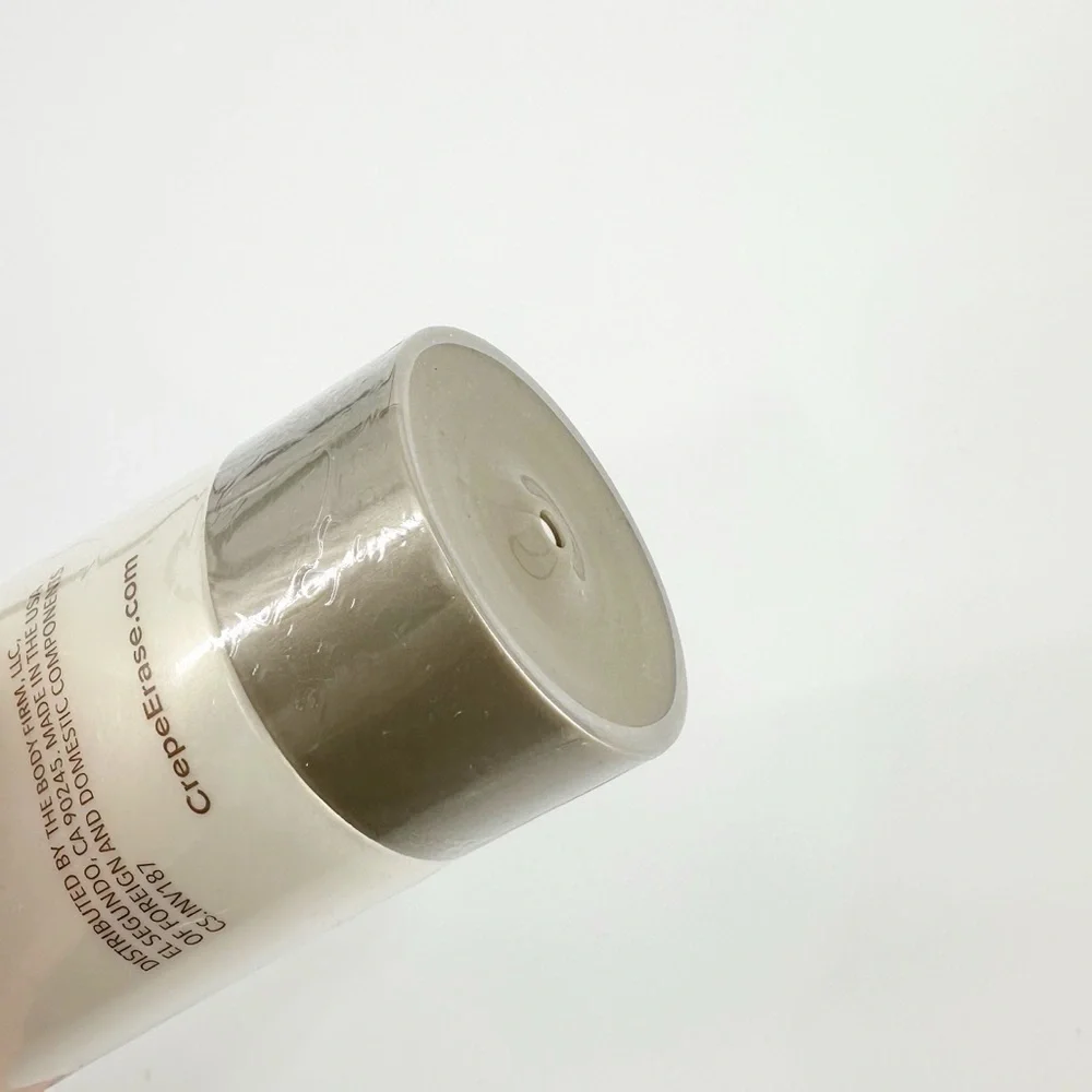 NWT Body Firm Crepe Erase Advanced Refining Facial Scrub